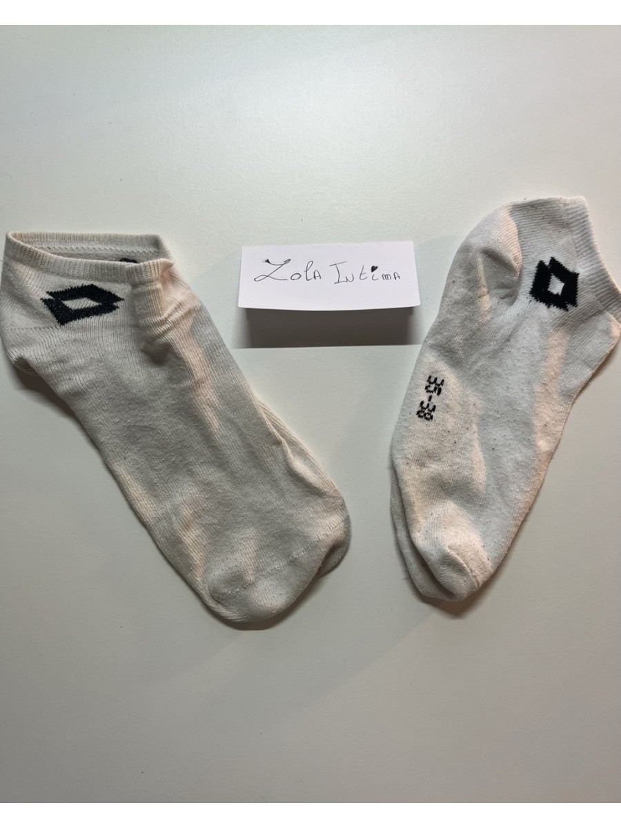 Chaussettes Lotto blanches portées 24 h